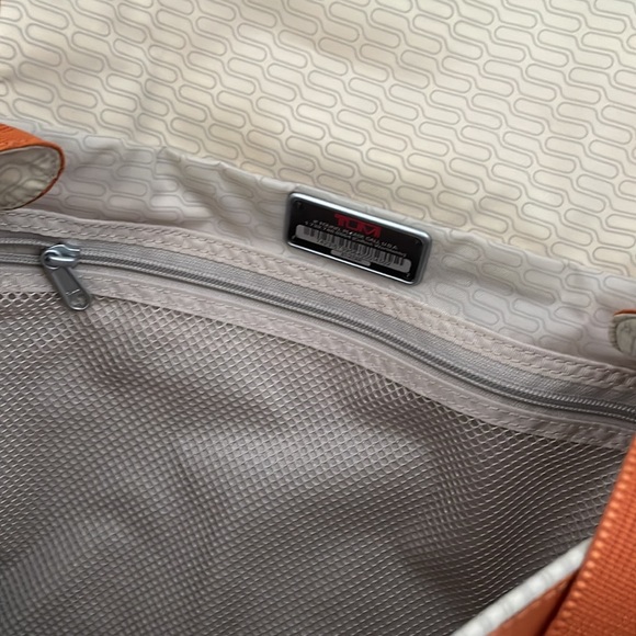 Tumi Tech side bag - Picture 4 of 4